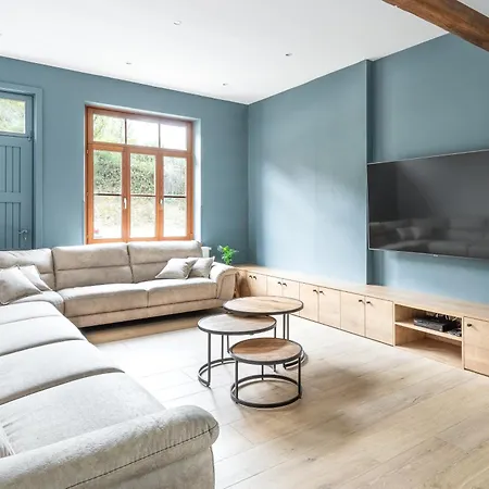 Frabella - Maison avec salles de jeux, idéale pour 23 personnes
